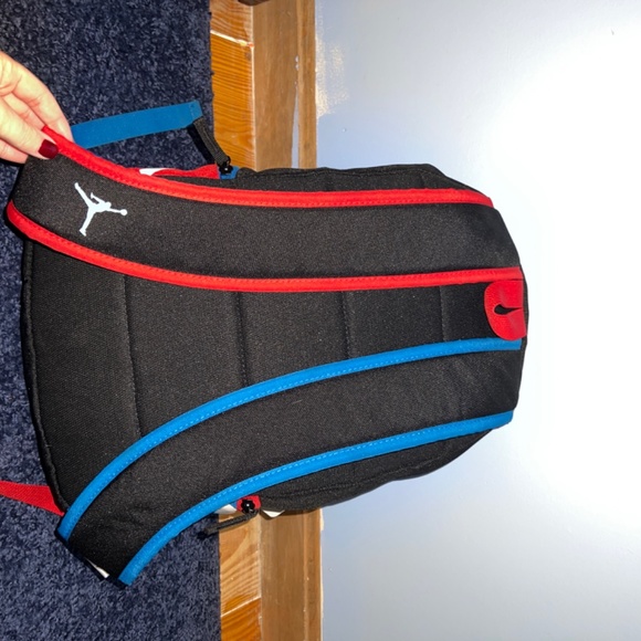 COPY - Nike jordan backpack - Picture 2 of 3